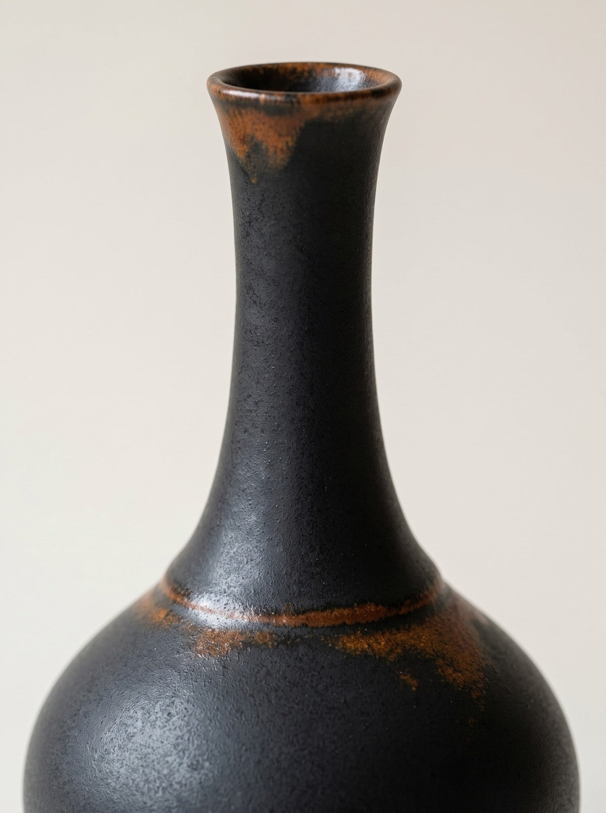Iron — detail