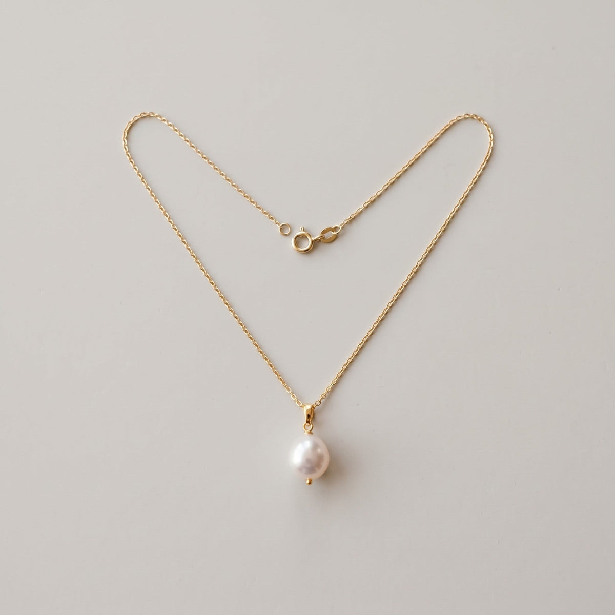 Pearl Drop necklace in gold vermeil