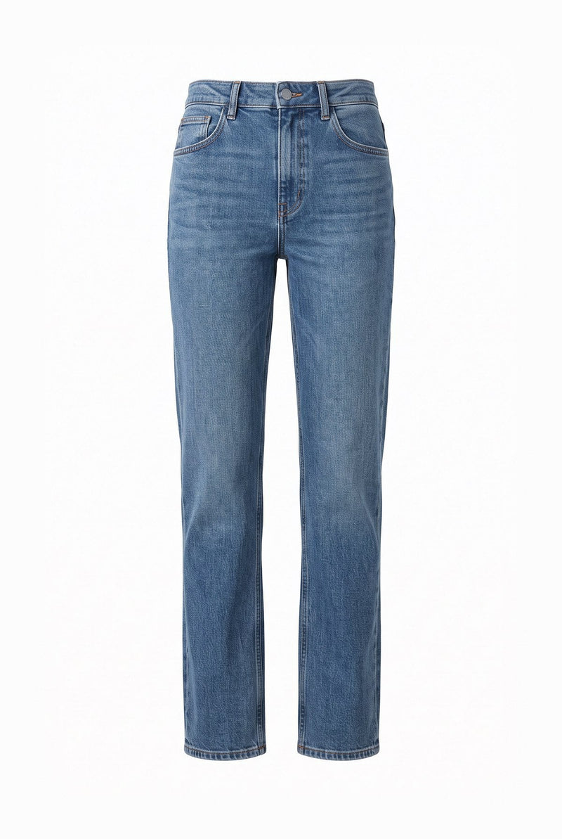 Straight jeans in mid blue
