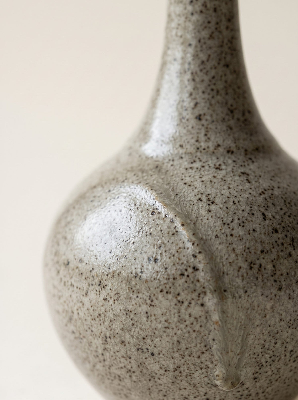 Ash — detail