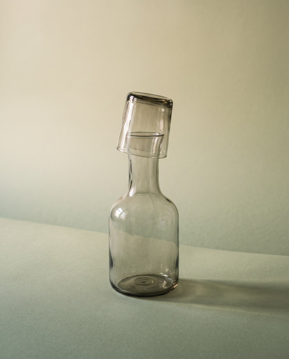 Glass carafe